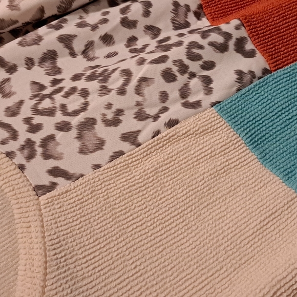 ❤️New patchwork color block top - Picture 9 of 11